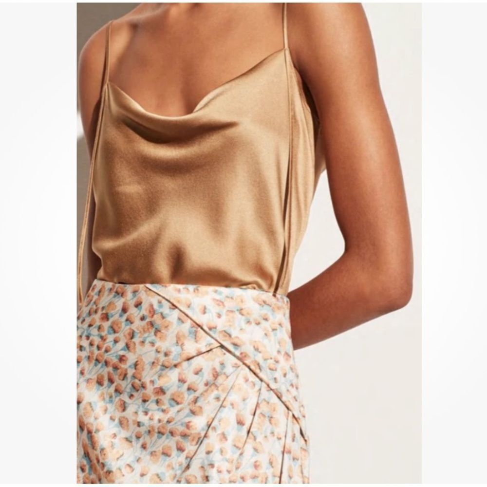 VINCE FLORAL CARNATION ASYMMETRIC CASCADE DRAPE SKIRT FLORAL SATIN SZ 2 RARE - Picture 2 of 16